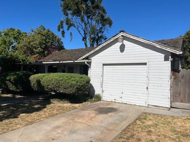 1257 Linwood Dr, Salinas, CA 93906