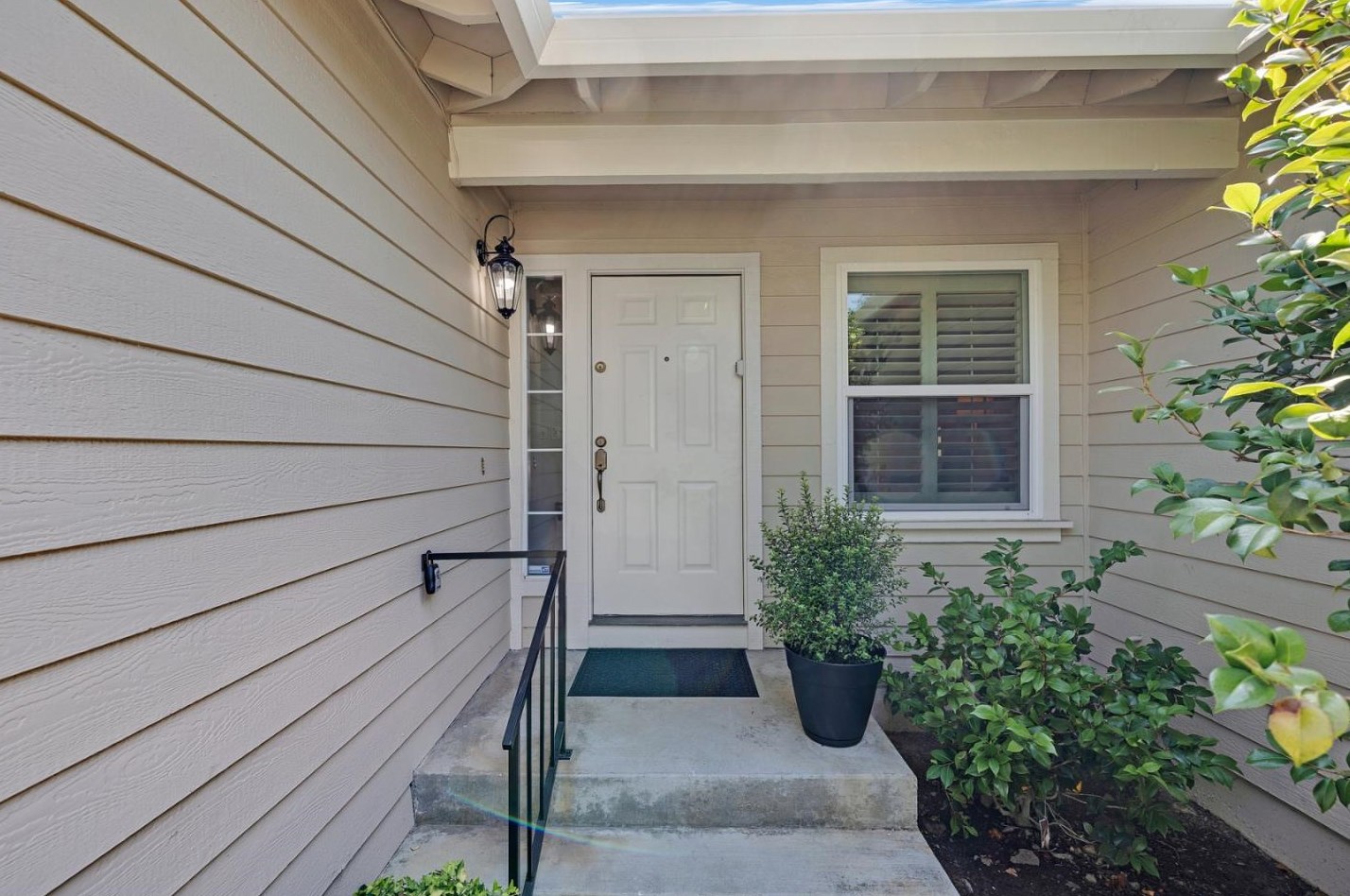 2602 Glenbriar Dr, Saratoga, CA 95070