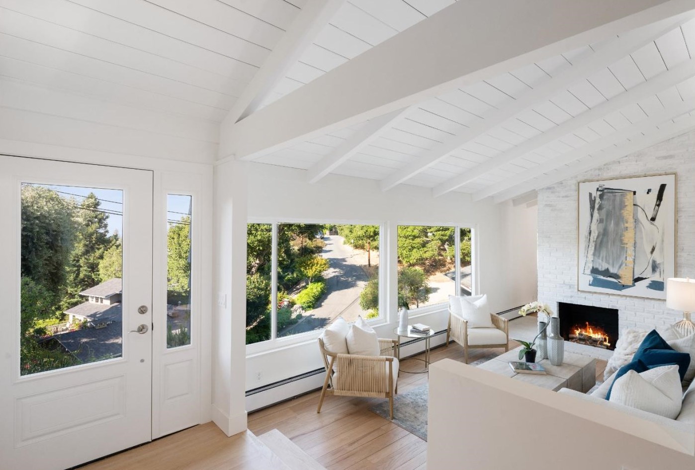 35 Coronado Ave, San Carlos, CA 94070-2902