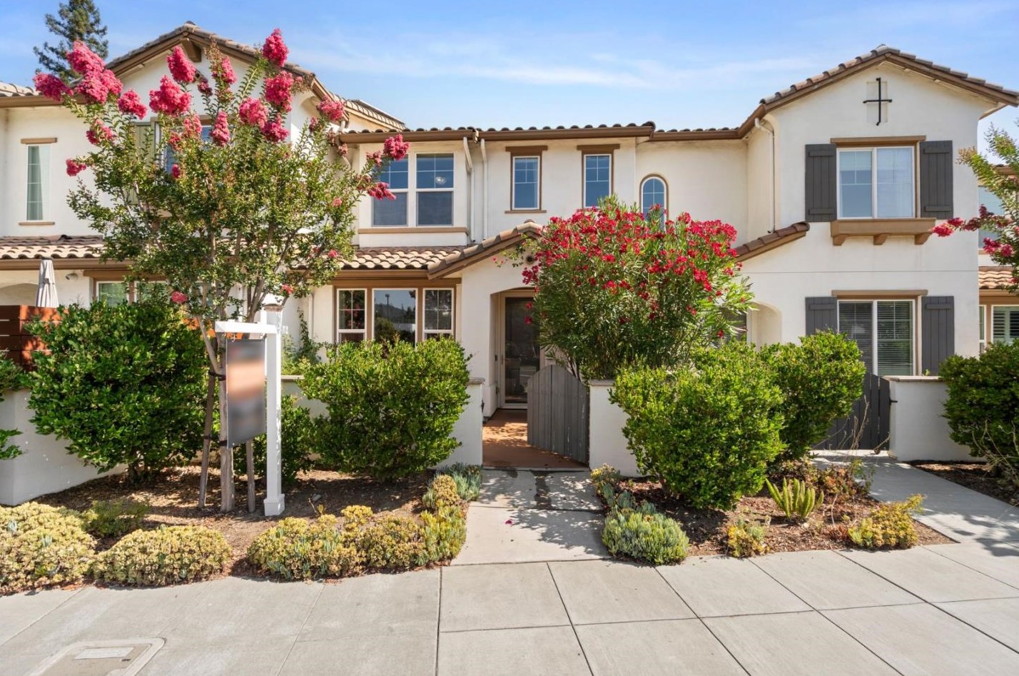 633 Blossom Hill Rd, Los Gatos CA  95032-3409 exterior