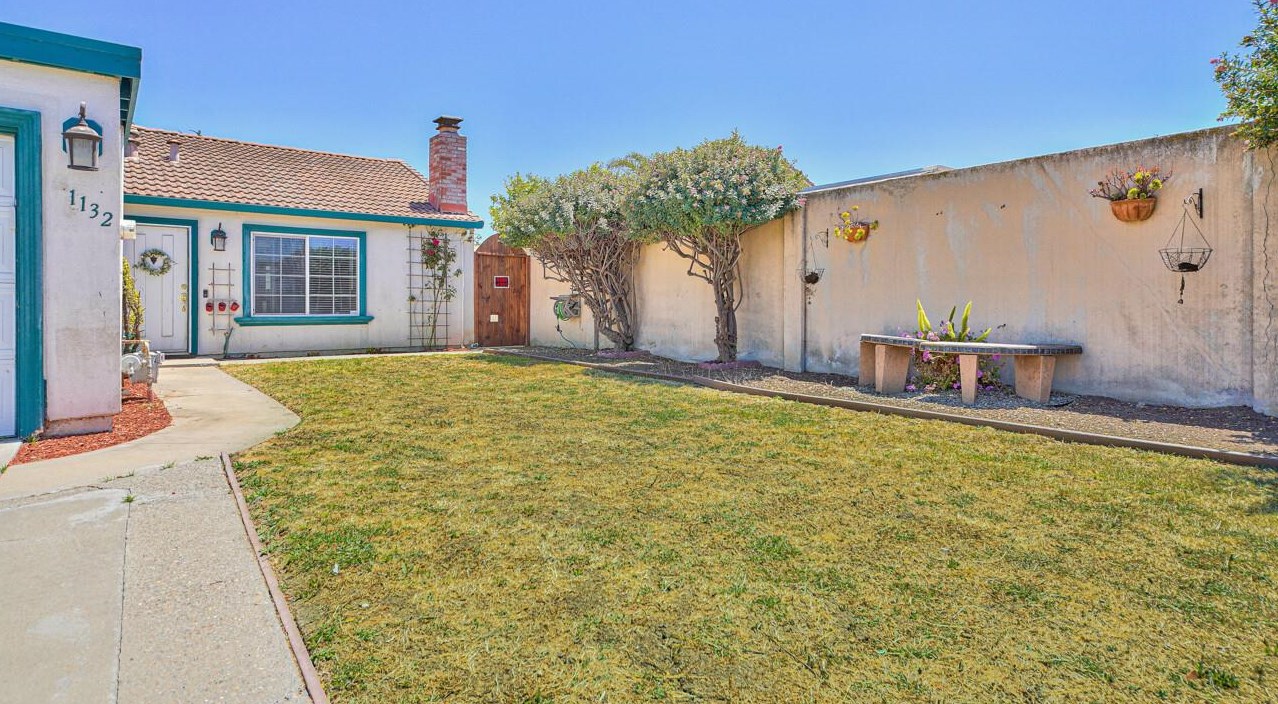 1132 Sherman Dr, Salinas, CA 93907