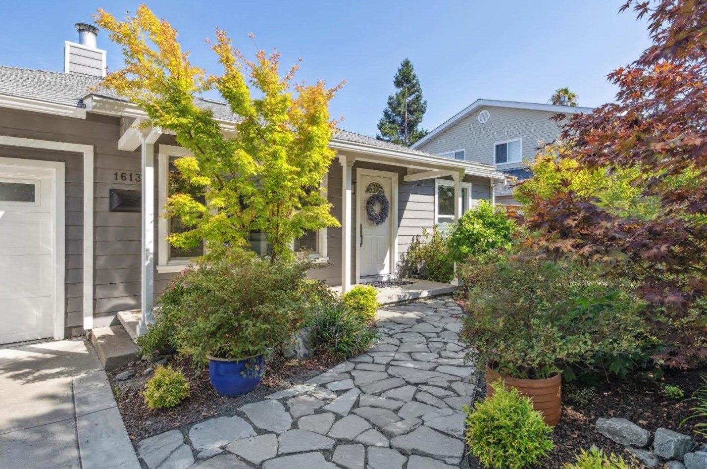 1613 Silver Ave, Redwood City, CA 94061
