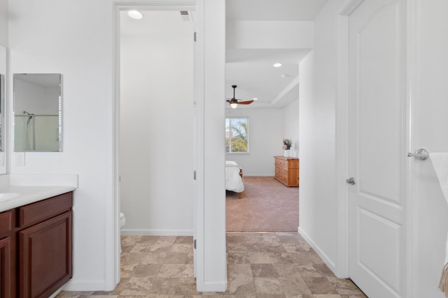 1731 Brighton Dr, Hollister CA  95023-8075 exterior