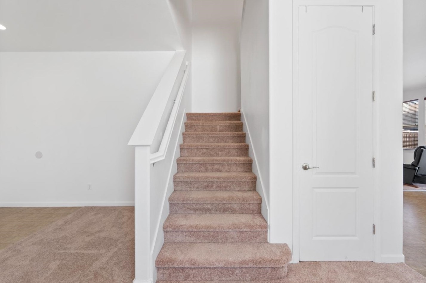 1731 Brighton Dr, Hollister CA  95023-8075 exterior
