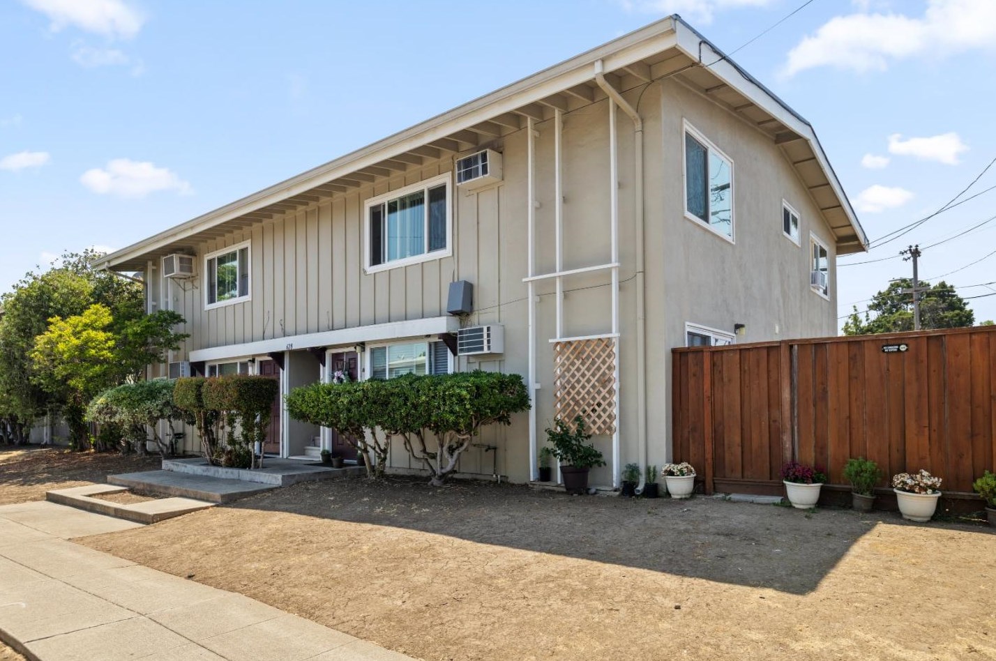 628 Laura Dr, Campbell, CA 95008