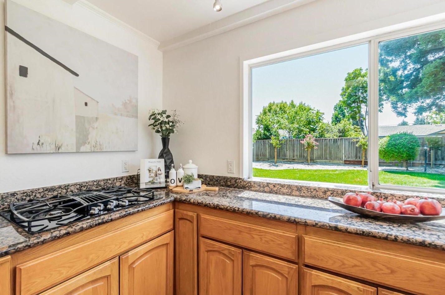 1570 Ben Roe Dr, Los Altos CA 94024-6241 exterior