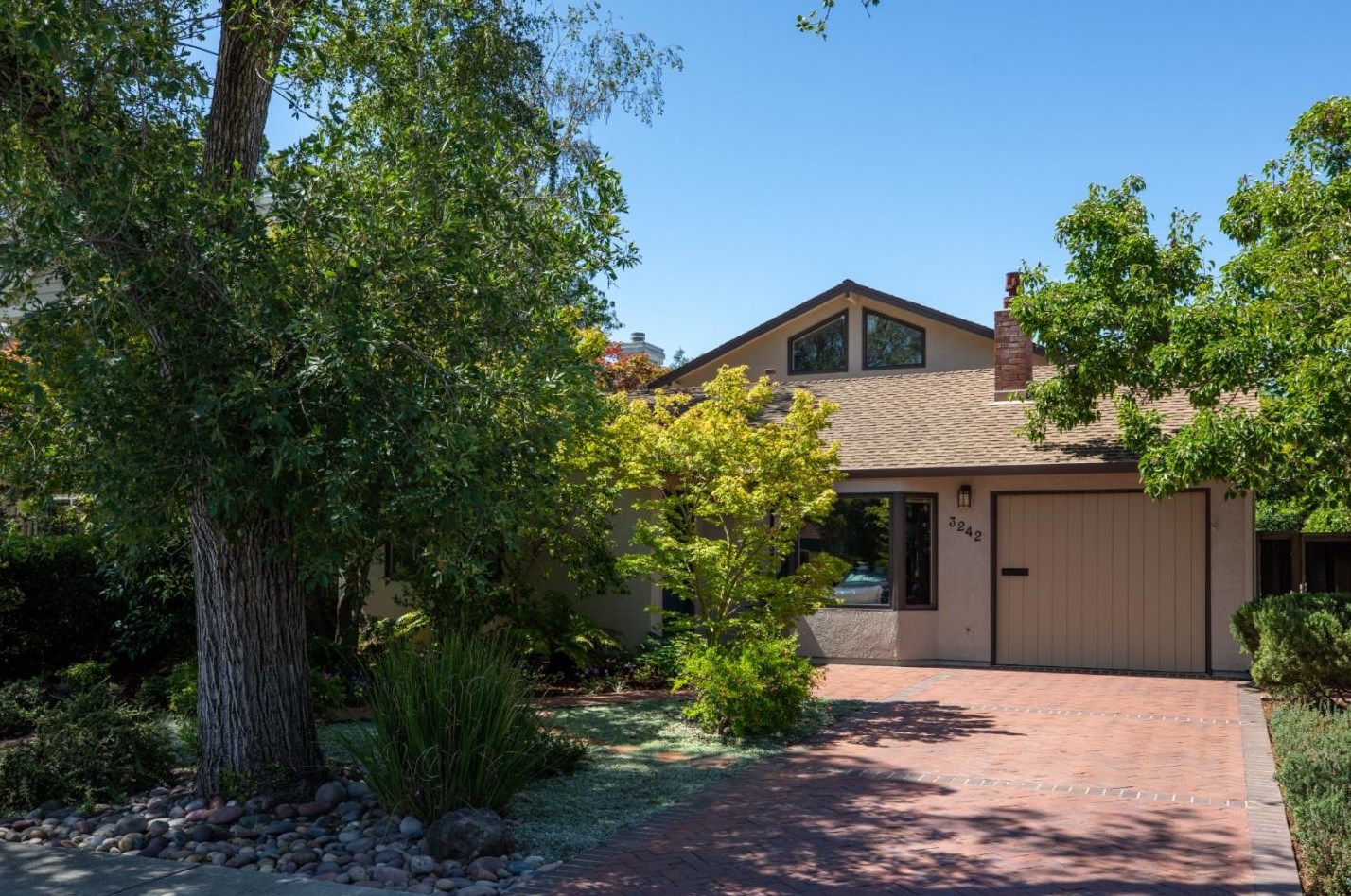 3242 South Ct, Palo Alto, CA 94306