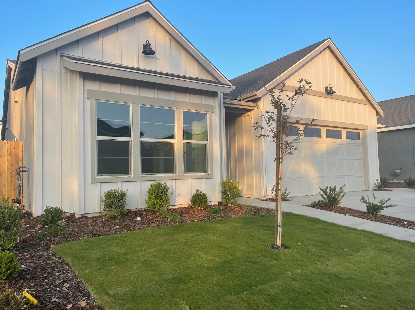 2411 Gabriel Dr, Merced, CA 95340