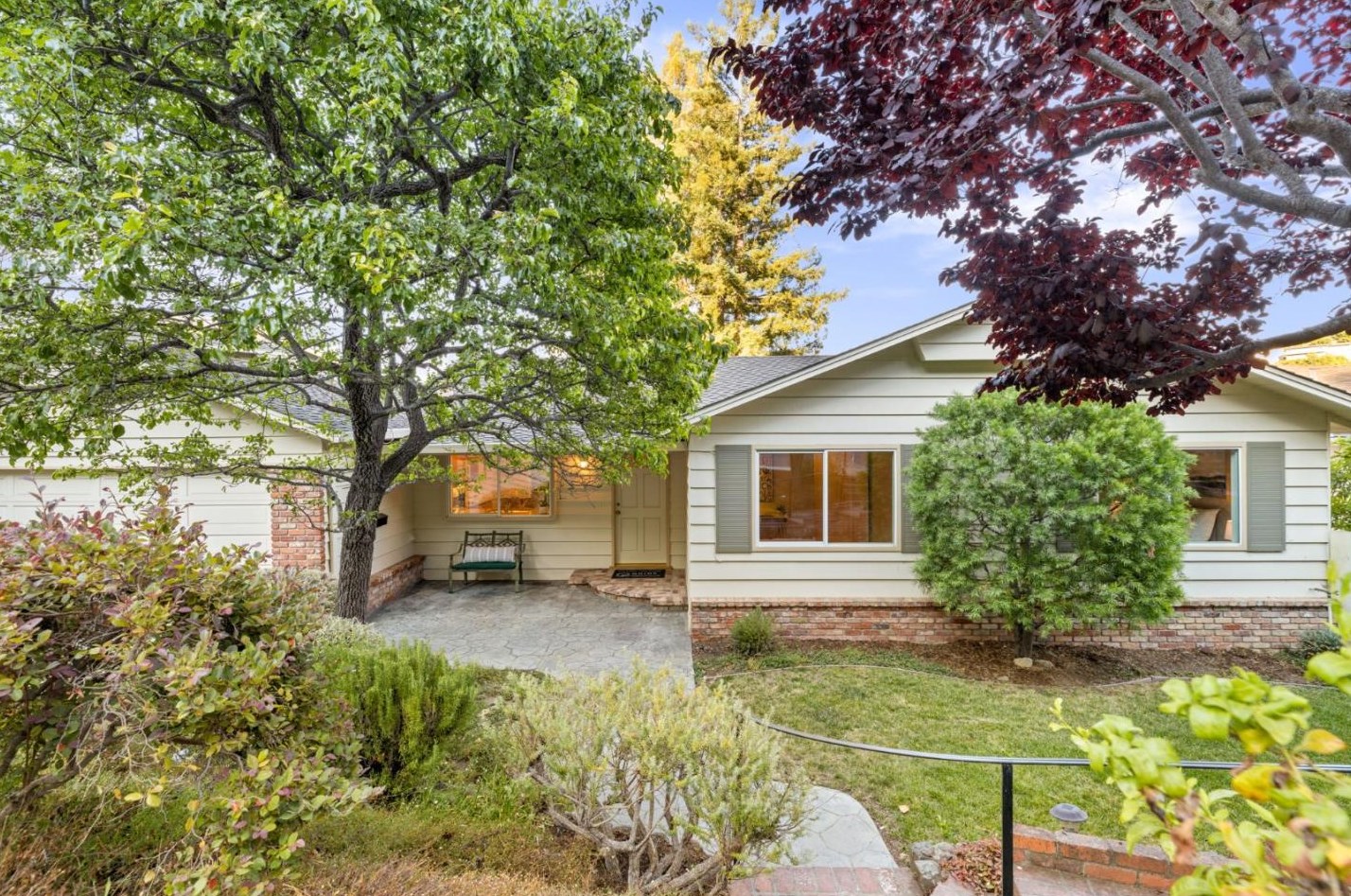 241 Exeter Ave, San Carlos, CA 94070-1610