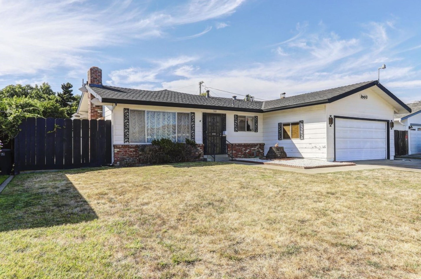 1583 Cupertino Way, Salinas, CA 93906
