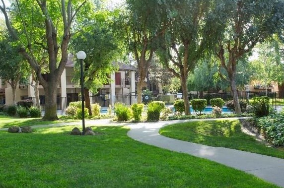 259 Capitol Ave, San Jose CA 95127-2367 exterior