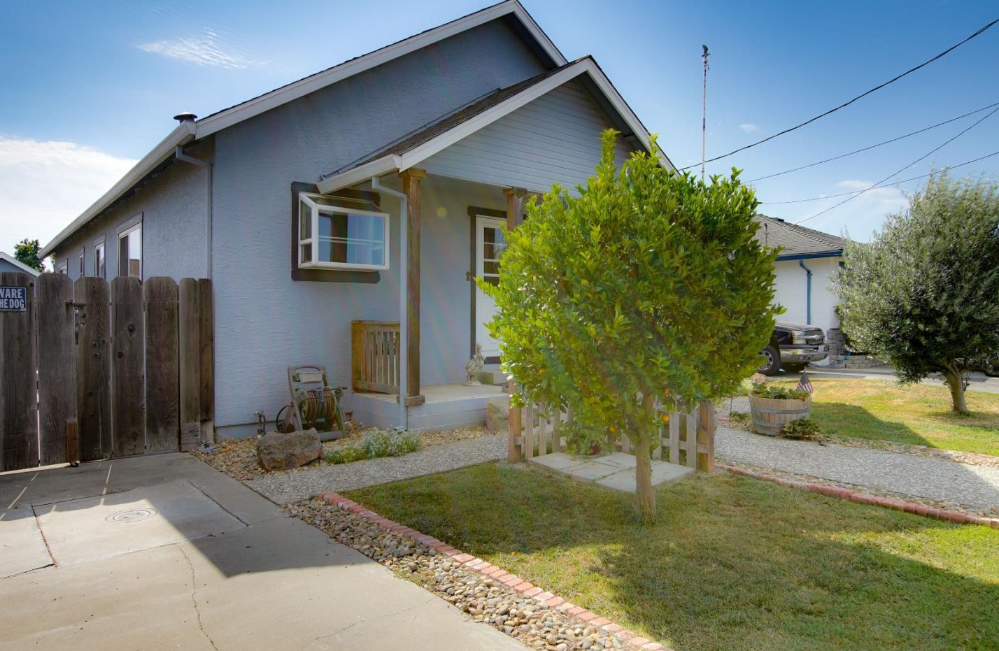867 Powell St, Hollister, CA 95023