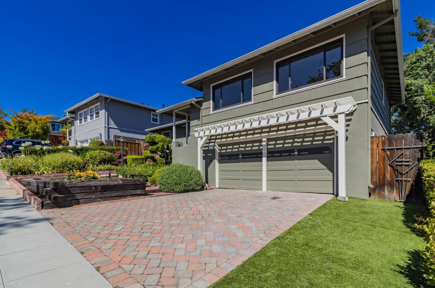 2850 Mcgarvey Ave, Redwood City, CA 94061