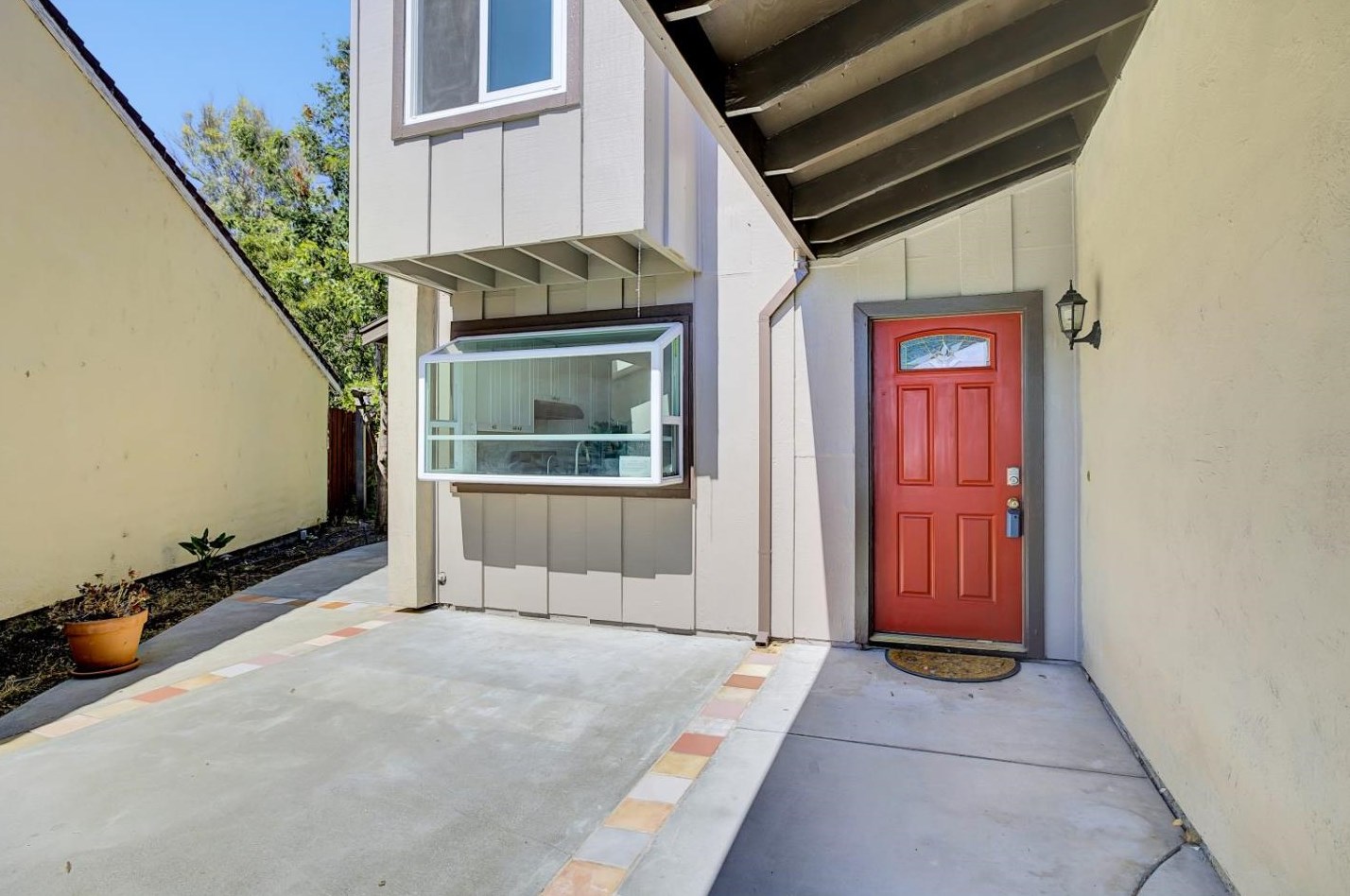 1879 Perrone Cir, San Jose, CA 95116-1390
