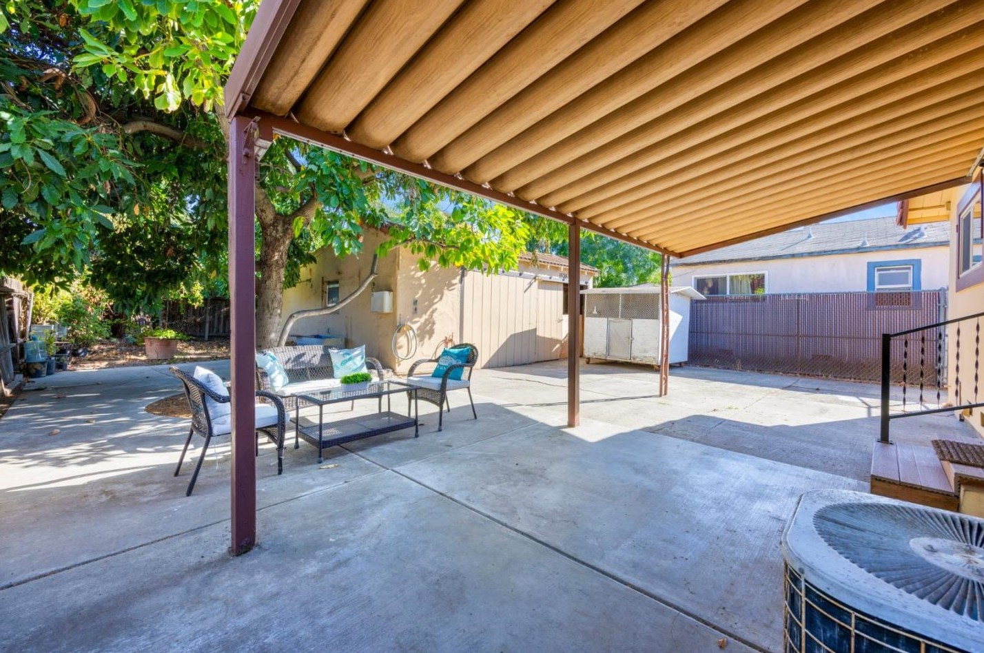 1626 San Fernando St, San Jose CA  95116-2421 exterior