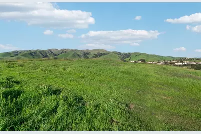 1339 Terra Vista Ct, Milpitas, CA 95035 - Photo 10