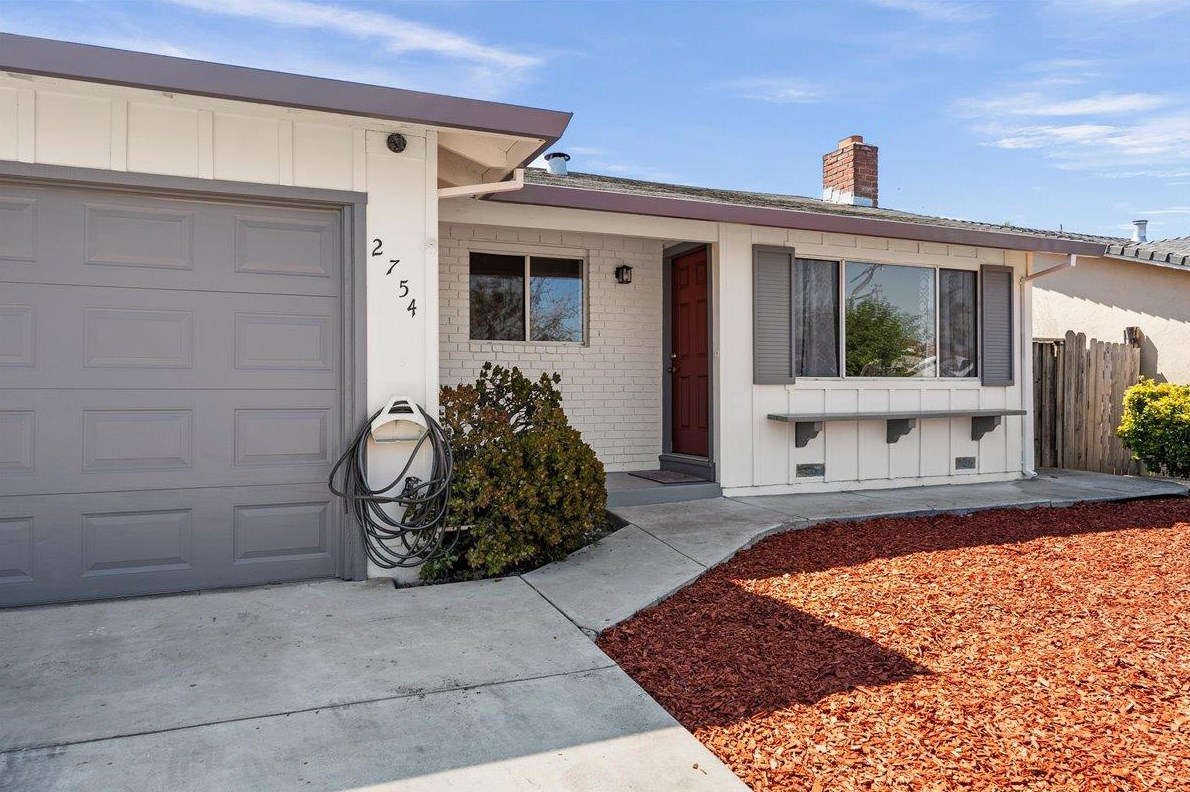 2754 Twin Oaks Ln, San Jose, CA 95127