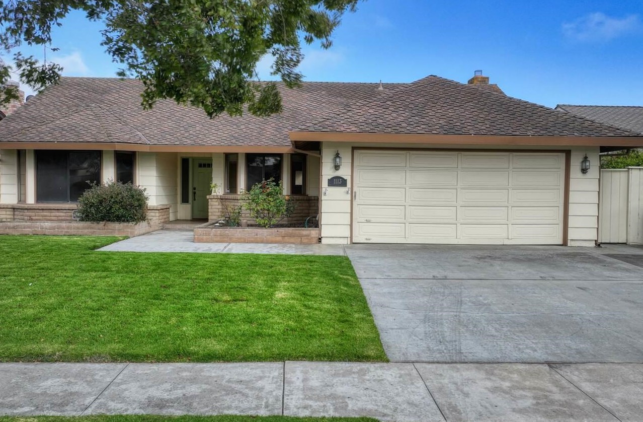 1113 Loyola Dr, Salinas, CA 93901