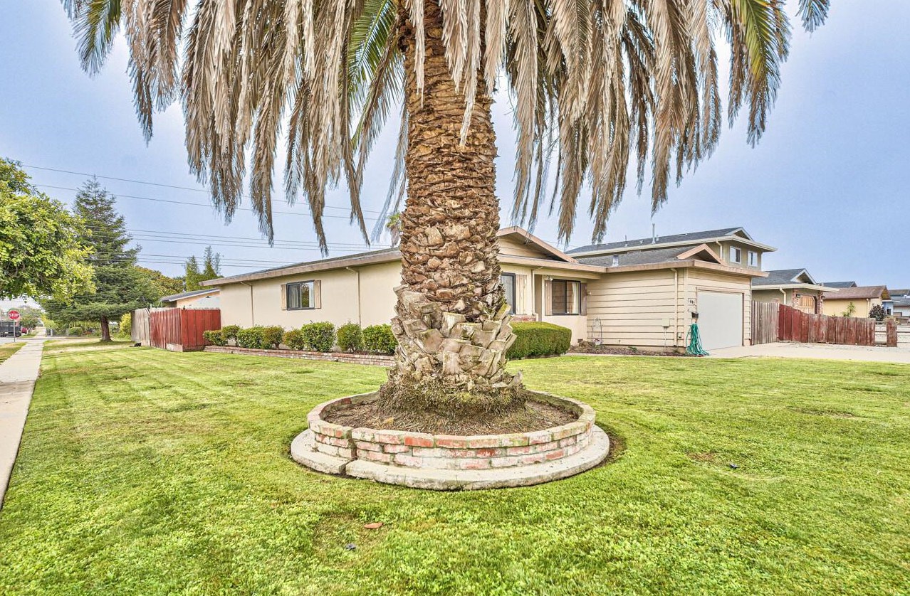 1492 Adams St, Salinas, CA 93906