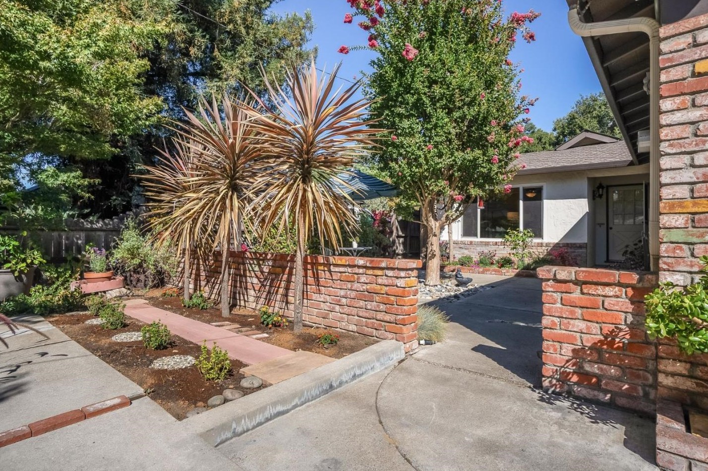 785 Matadero Ave, Palo Alto, CA 94306