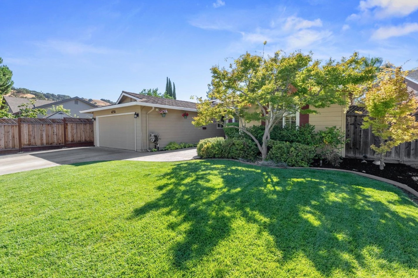 6235 Glider Dr, San Jose, CA 95123