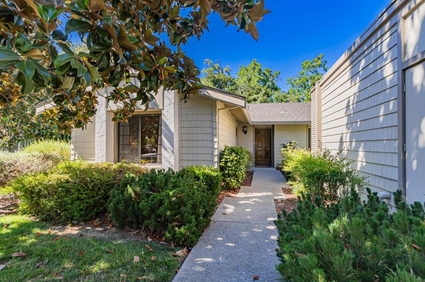7045 Via Valverde, San Jose, CA 95135