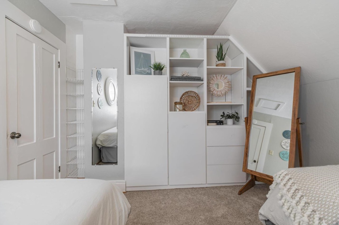 1555 Lincoln Ave, Capitola CA  95010-3852 exterior