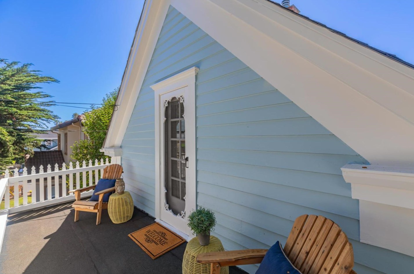 1555 Lincoln Ave, Capitola CA  95010-3852 exterior