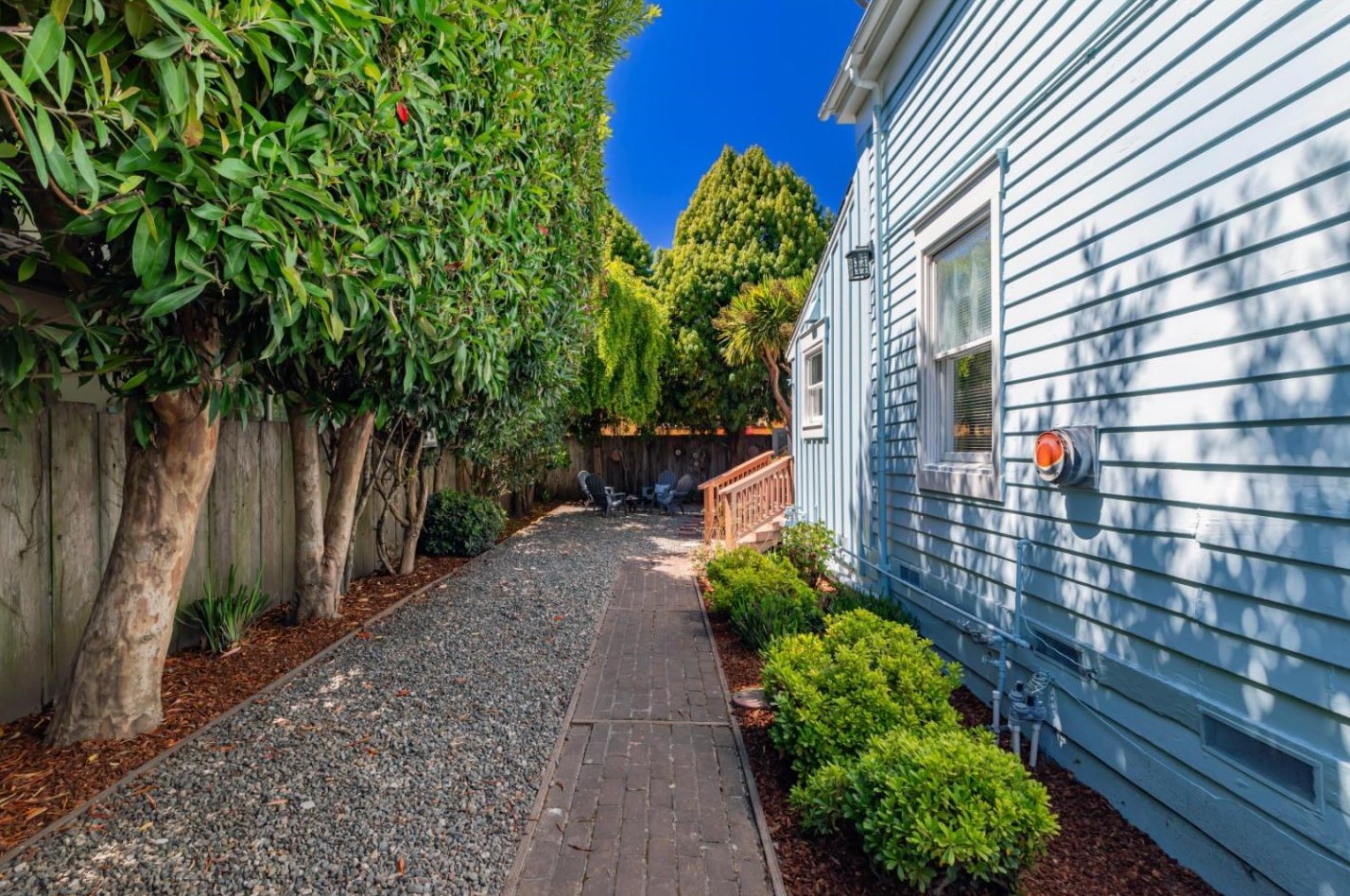 1555 Lincoln Ave, Capitola CA  95010-3852 exterior