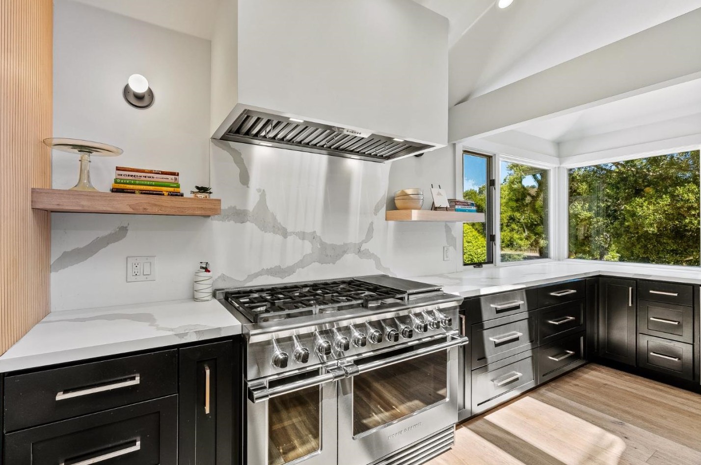 70 Paseo Hermoso, Salinas CA  93908-9167 exterior