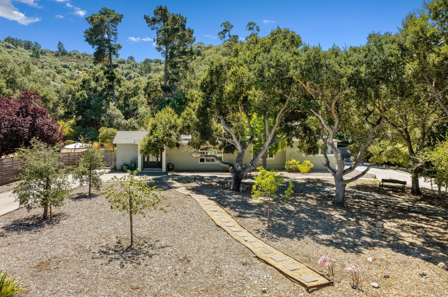 70 Paseo Hermoso, Salinas CA  93908-9167 exterior