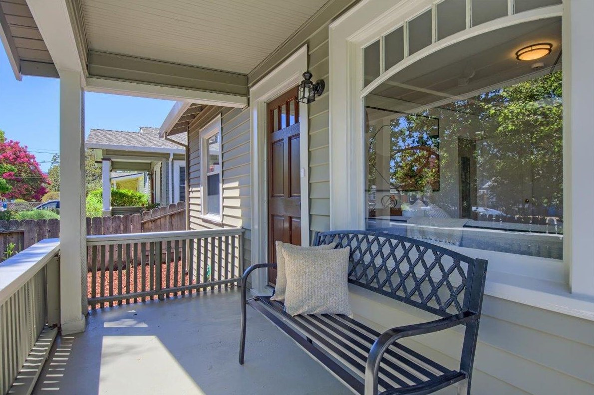516 Jackson Ave, Redwood City, CA 94061