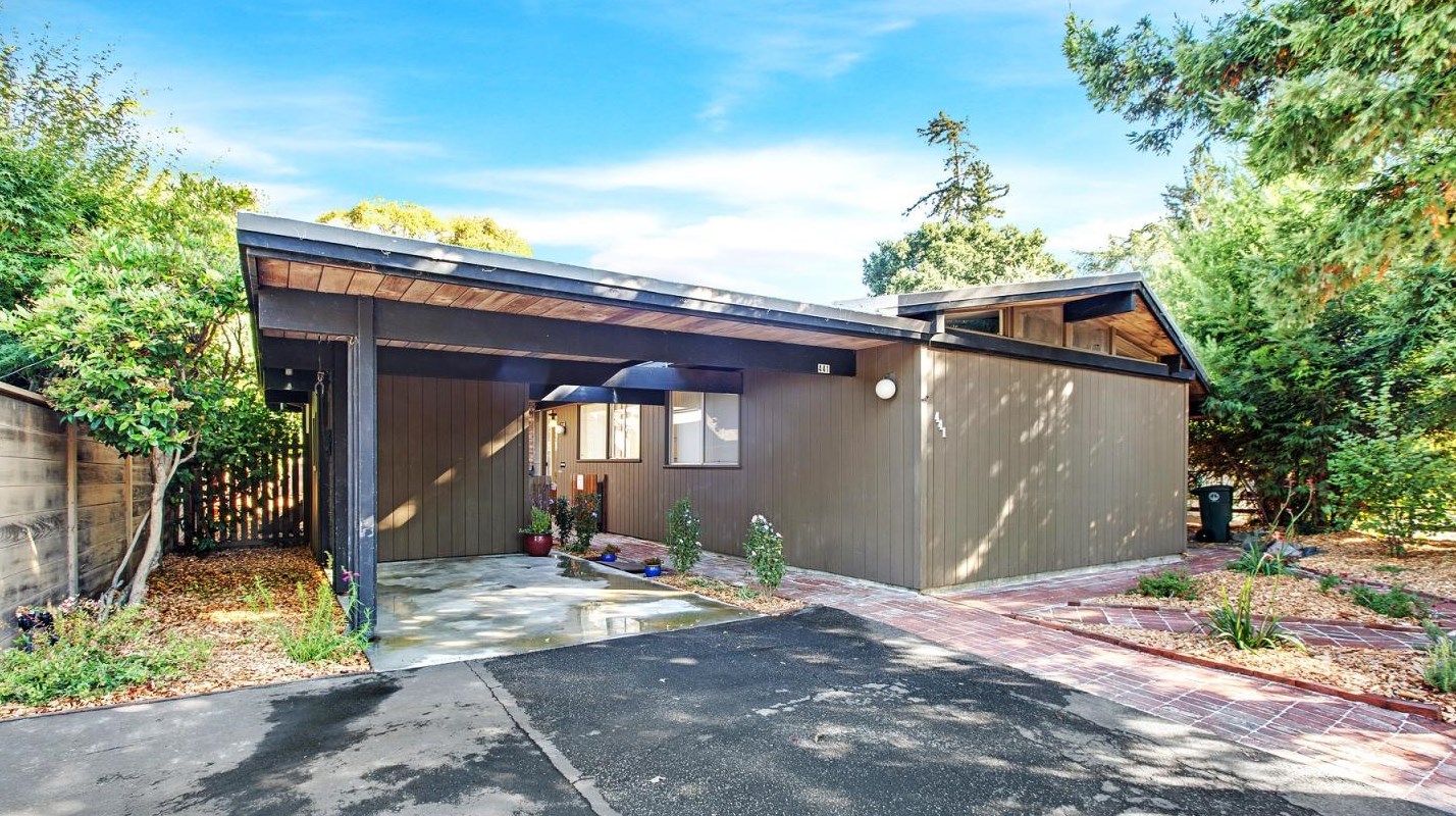 441 Carolina Ln, Palo Alto, CA 94306