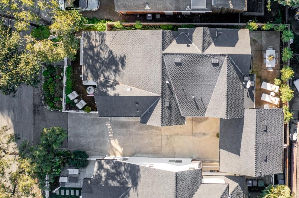 306 El Salto Dr, Capitola CA 95010-3414 exterior