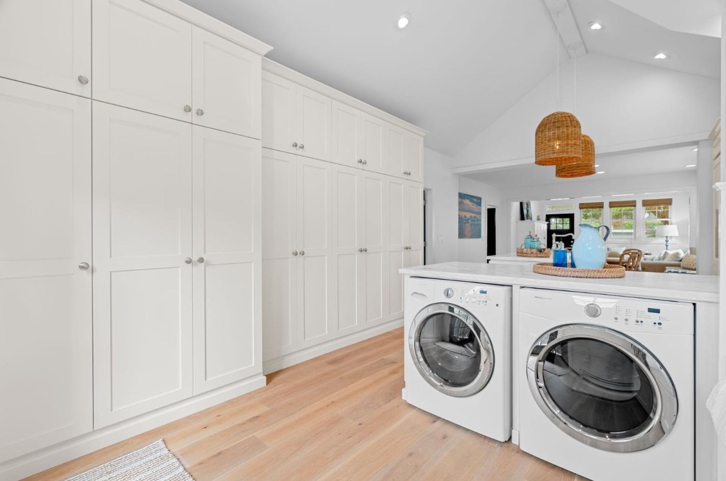 306 El Salto Dr, Capitola CA 95010-3414 exterior