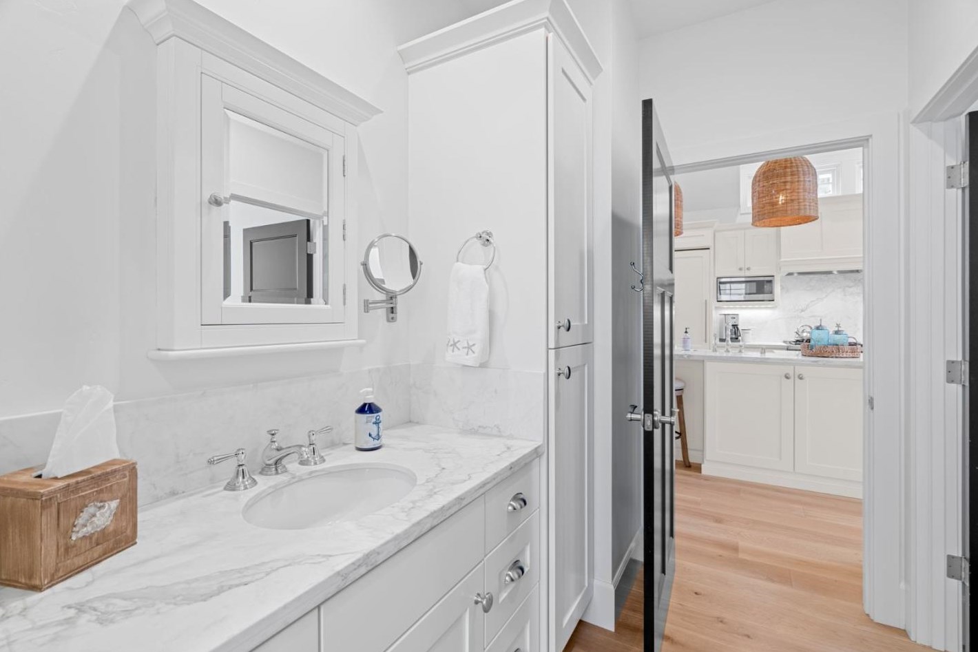 306 El Salto Dr, Capitola CA 95010-3414 exterior