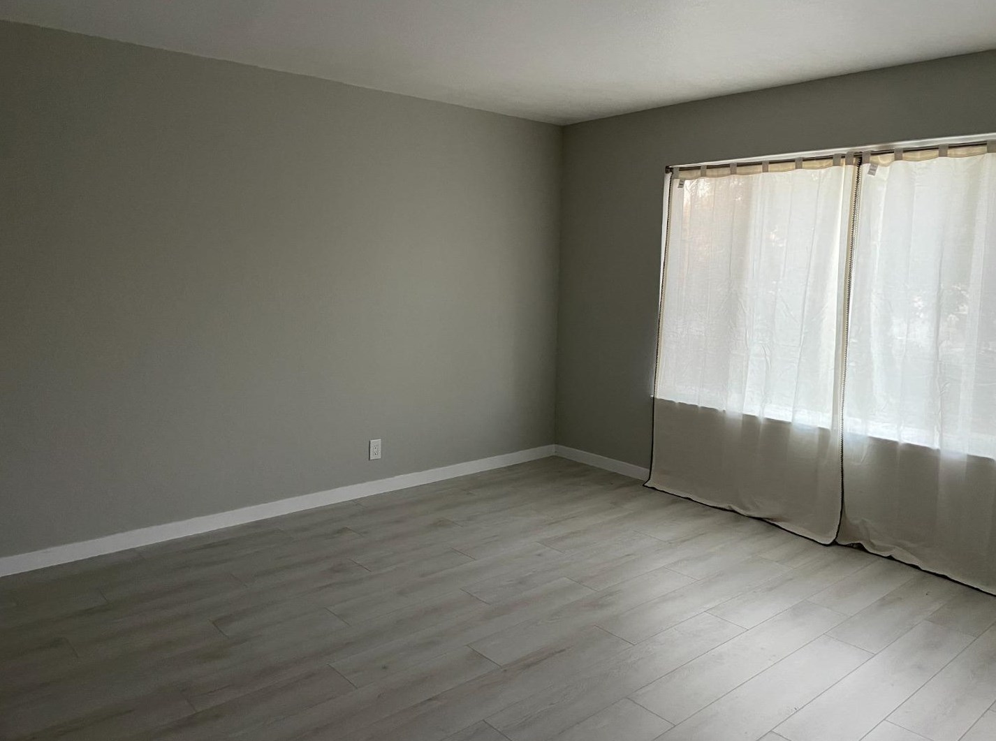 1035 Summerdale Dr, San Jose, CA 95132-2933