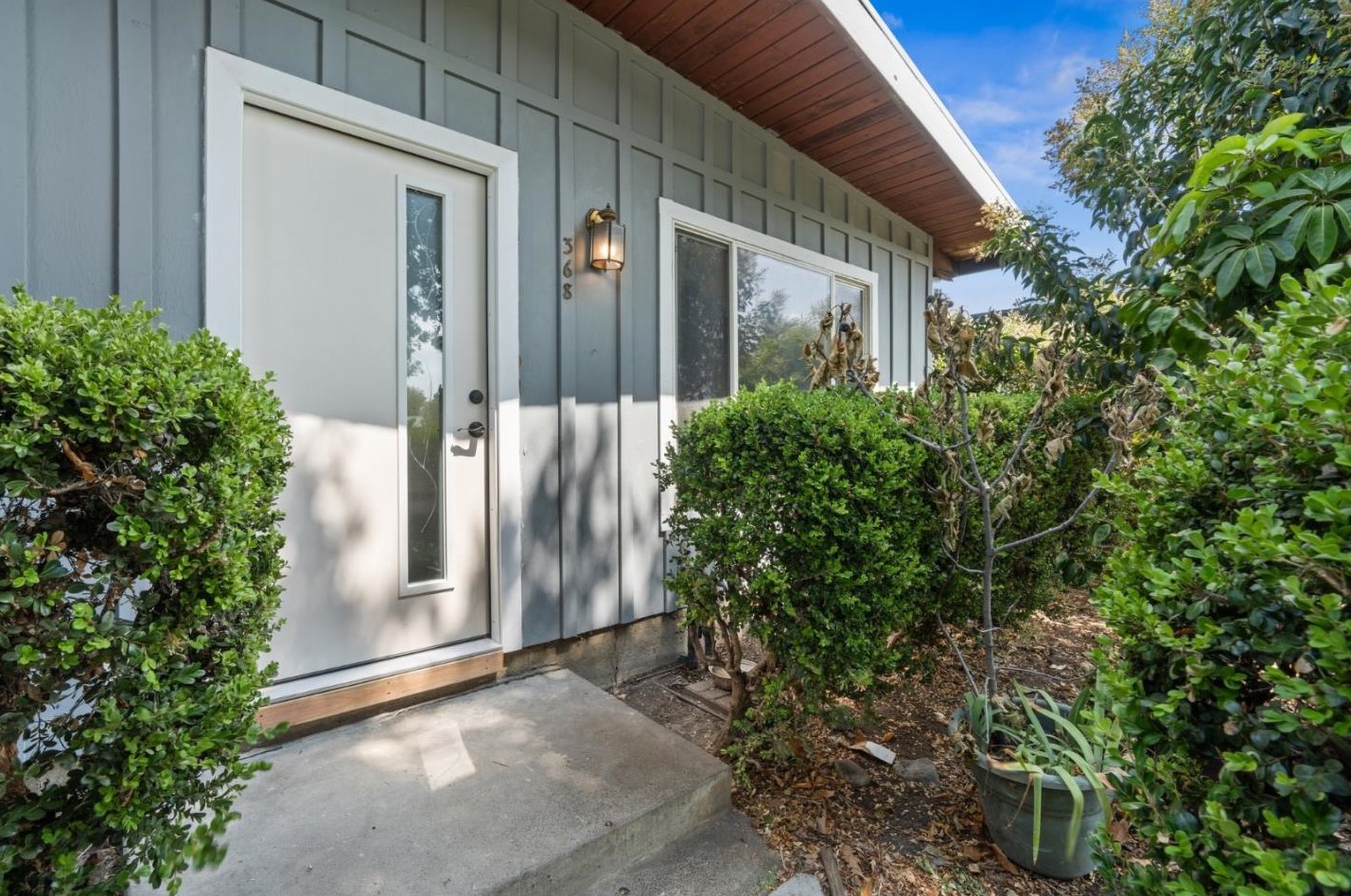 368 Lochridge Dr, San Jose, CA 95133