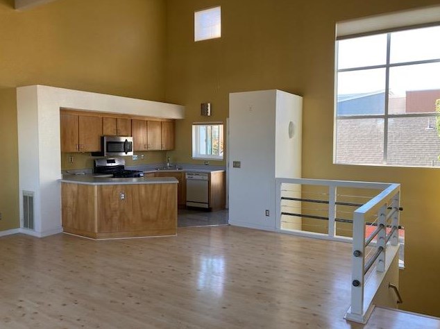 2054 S Delaware St, San Mateo, CA 94403