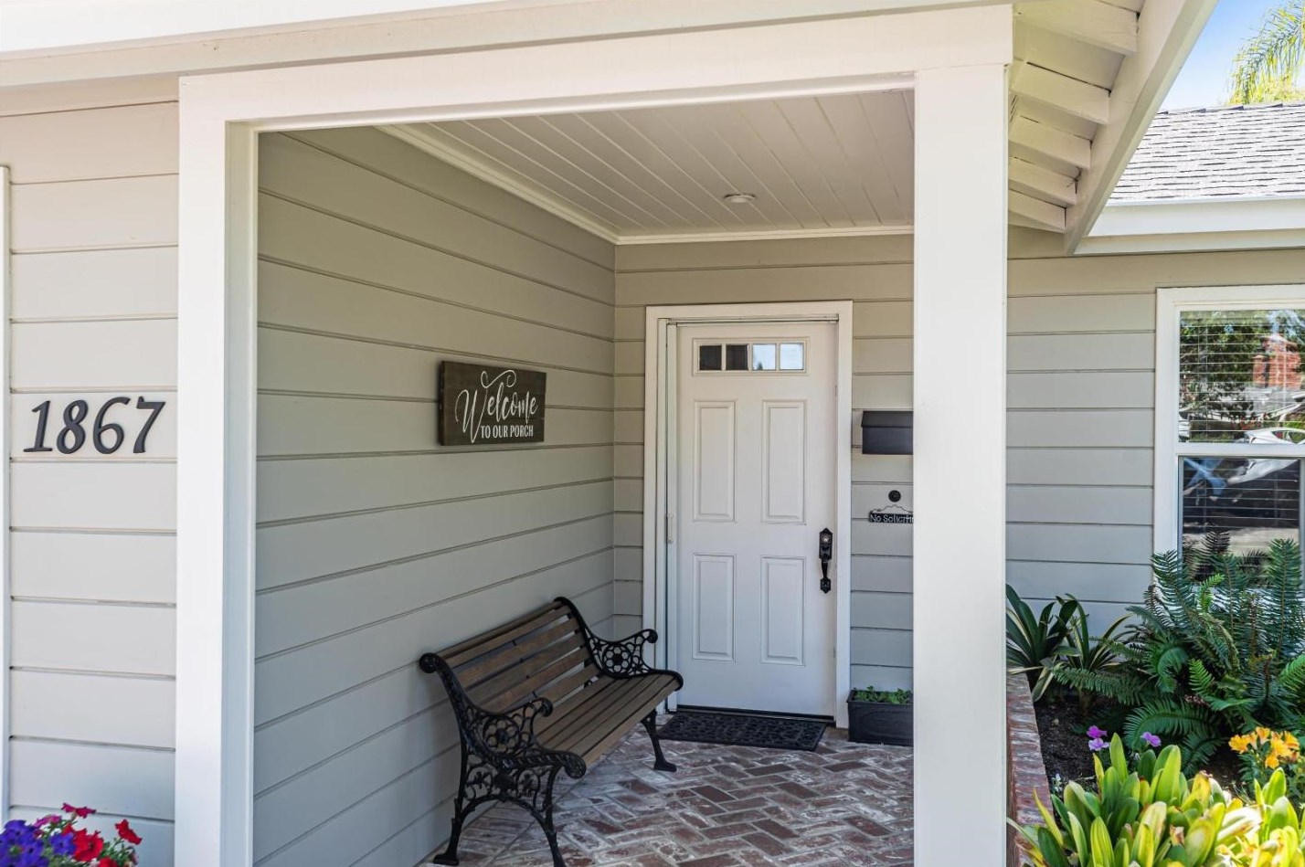 1867 Lenolt St, Redwood City, CA 94063