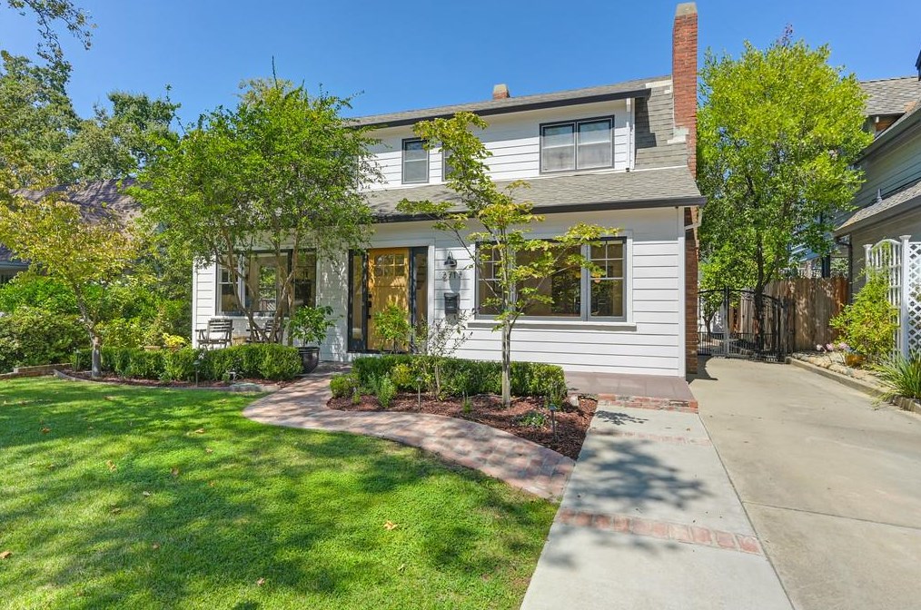 2717 Curtis Way, Sacramento, CA 95818-3926