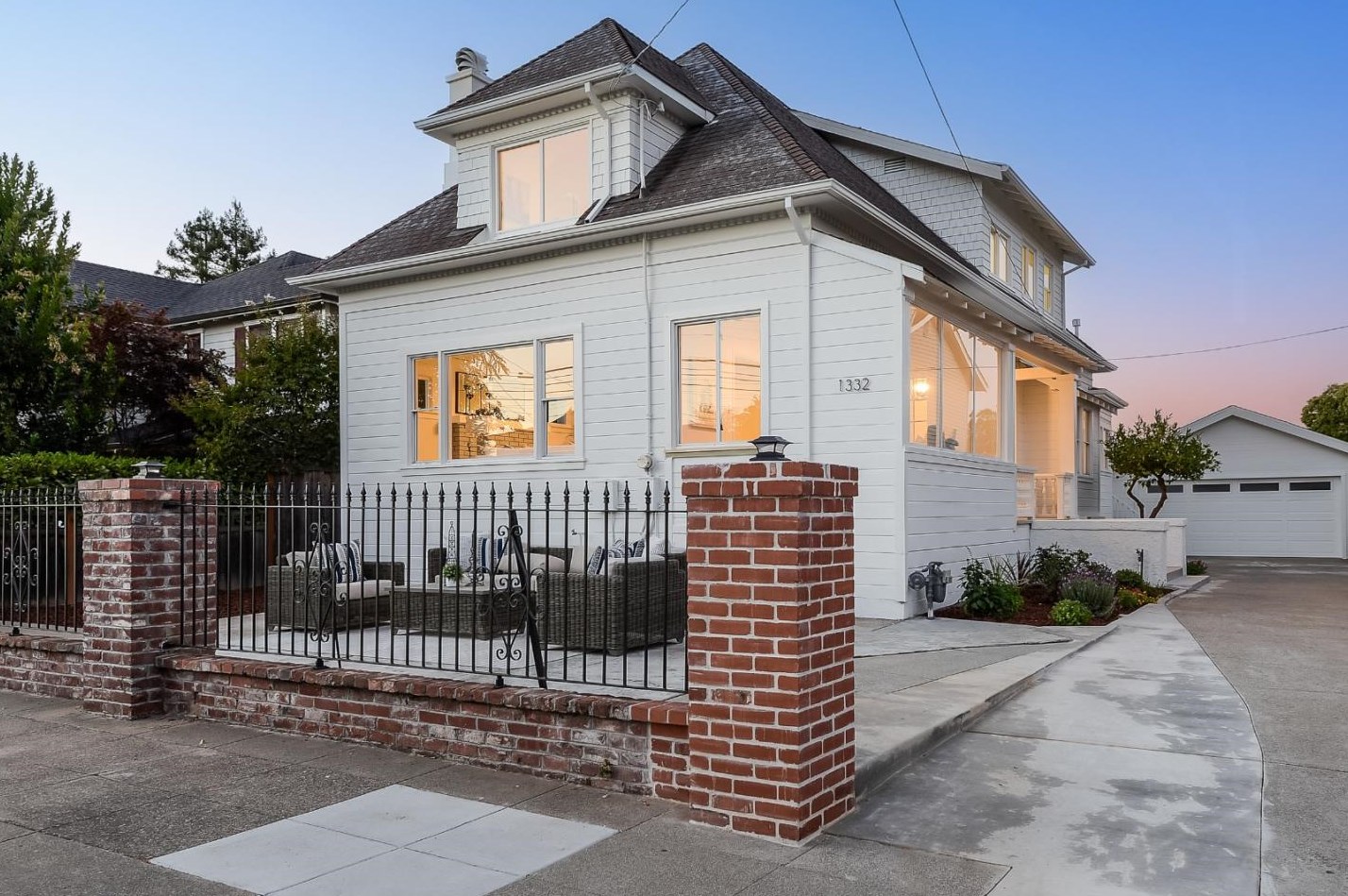 1332 Paloma Ave, Burlingame, CA 94010-3333