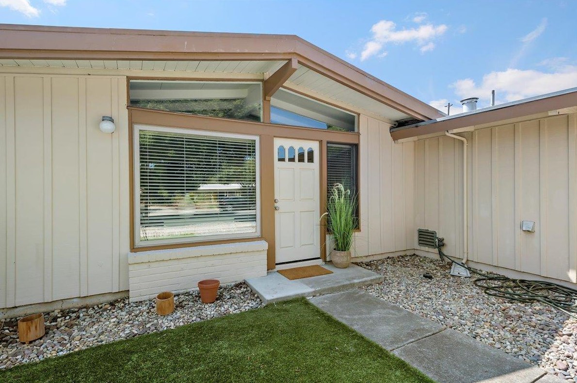 1242 Pecos Way, Sunnyvale, CA 94089