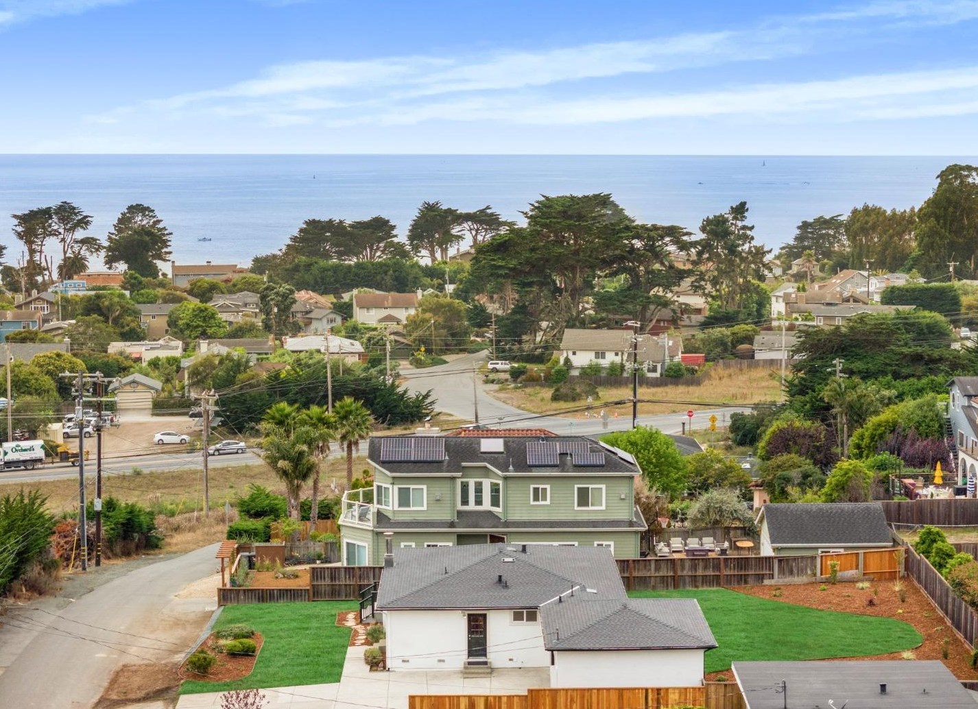 529 Alto Ave, Princeton by the Sea, CA 94019