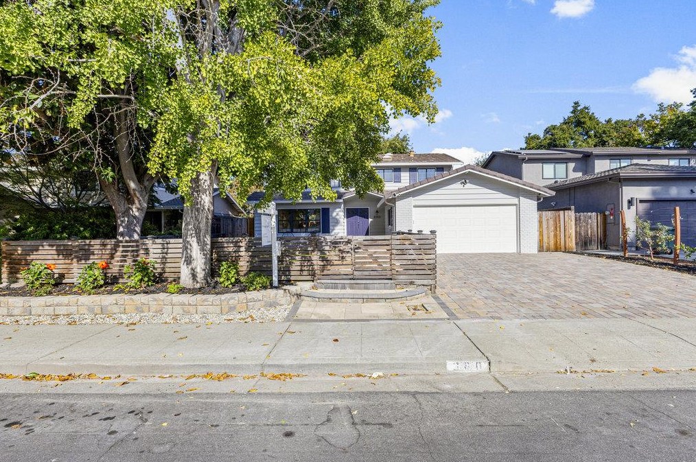 880 Tartarian Way, Sunnyvale, CA 94087