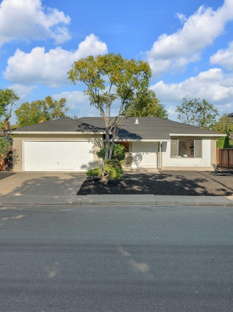 1536 Bittern Dr, Sunnyvale, CA 94087