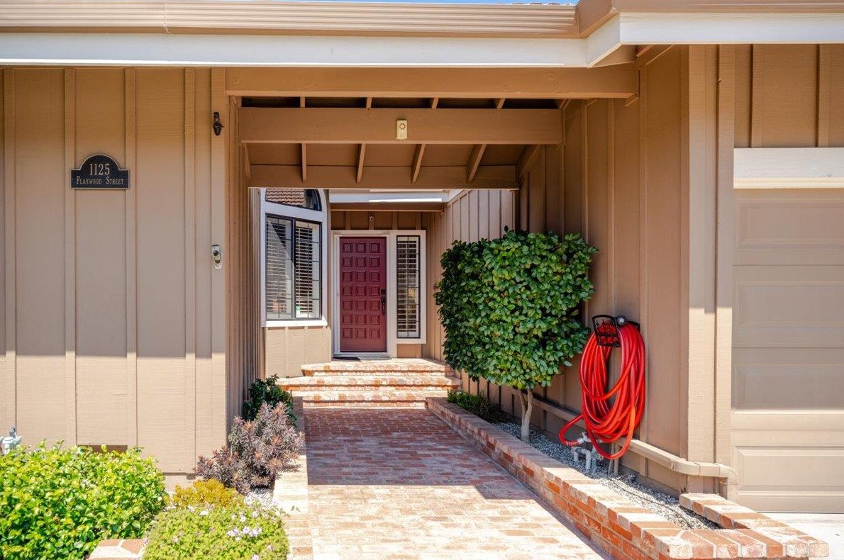 1125 Flaxwood St, San Jose, CA 95120