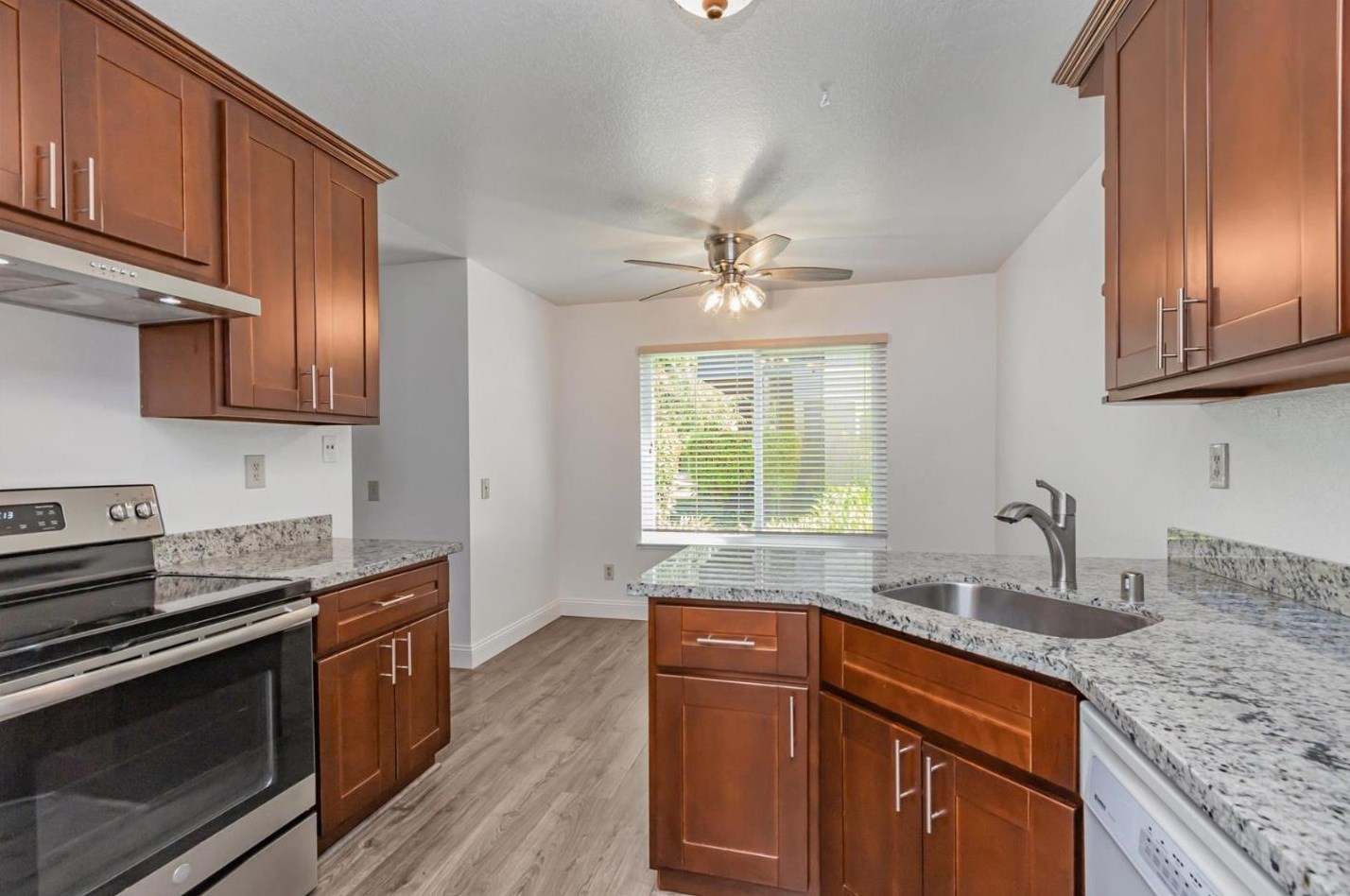 2567 Easton Ln 23, San Jose, CA 95133