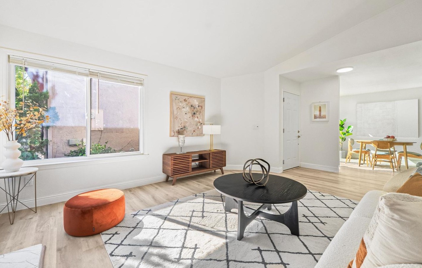 512 Lanfair Cir, San Jose, CA 95136-2018