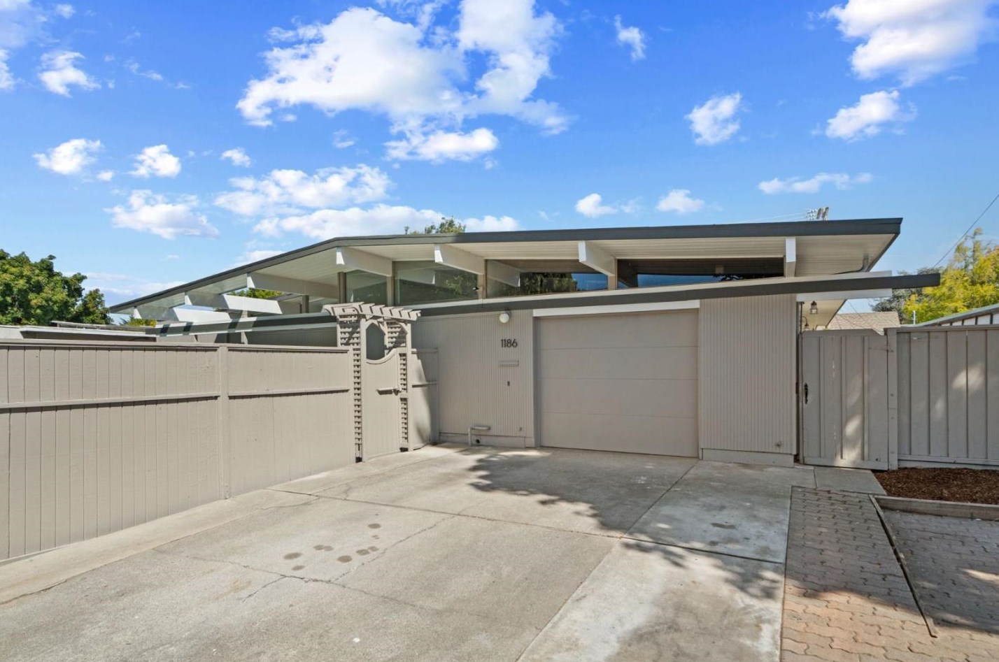 1186 S Mary Ave, Sunnyvale, CA 94087